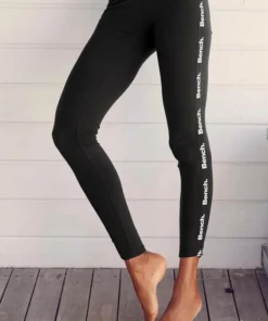 Bench. Leggings mit bedruckten Tapestreifen Dunkelgrün, Schwarz 17 Bench. Leggings mit bedruckten Tapestreifen Dunkelgrün, Schwarz -Bench Verkaufsgeschäft d12b5a64 690c 5566 ae86 e8a749a0bb6c
