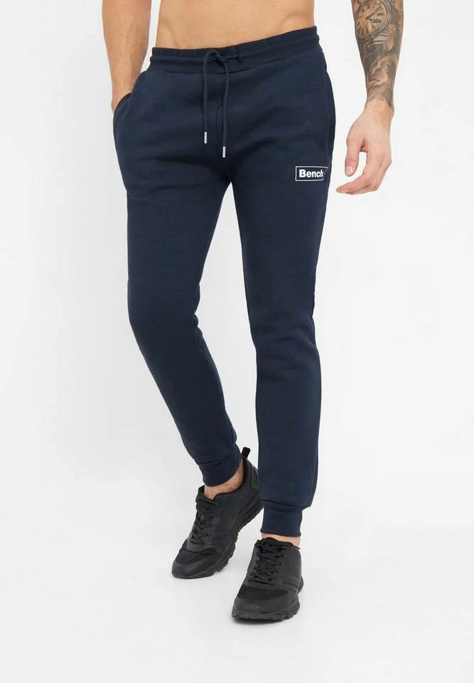 Bench. Jogginghose »Serge 2« Stickerei, weiches Innenfinish Navy, Schwarz, Grey marl, Charcoal Marl 11 Bench. Jogginghose »Serge 2« Stickerei, weiches Innenfinish Navy, Schwarz, Grey marl, Charcoal Marl – Bild 11