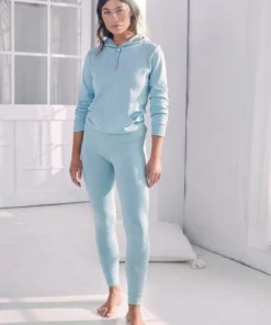 Bench. Hoodie mit glänzender Logostickerei Beere, Mint, Marine 13 Bench. Hoodie mit glänzender Logostickerei Beere, Mint, Marine -Bench Verkaufsgeschäft d64dbd4e 0391 5f9b b3c8 3fbc5fd951ac