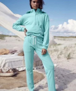 Bench. Kapuzensweatshirt mit Stehkragen und Reißverschluss Schwarz, Türkis 10 Bench. Kapuzensweatshirt mit Stehkragen und Reißverschluss Schwarz, Türkis -Bench Verkaufsgeschäft d7451cc7 9908 5004 ac81 2043f219e3d9