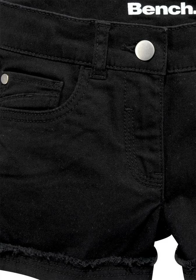 Bench. Shorts mit dezenten Abriebeffekten 3 Bench. Shorts mit dezenten Abriebeffekten – Bild 3