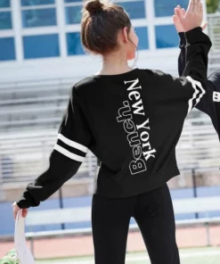 Bench. Fledermausshirt mit großem Print und Fledermausärmeln -Bench Verkaufsgeschäft dcc7215d 2b81 5662 b0af 7bb5b3f9fb9f