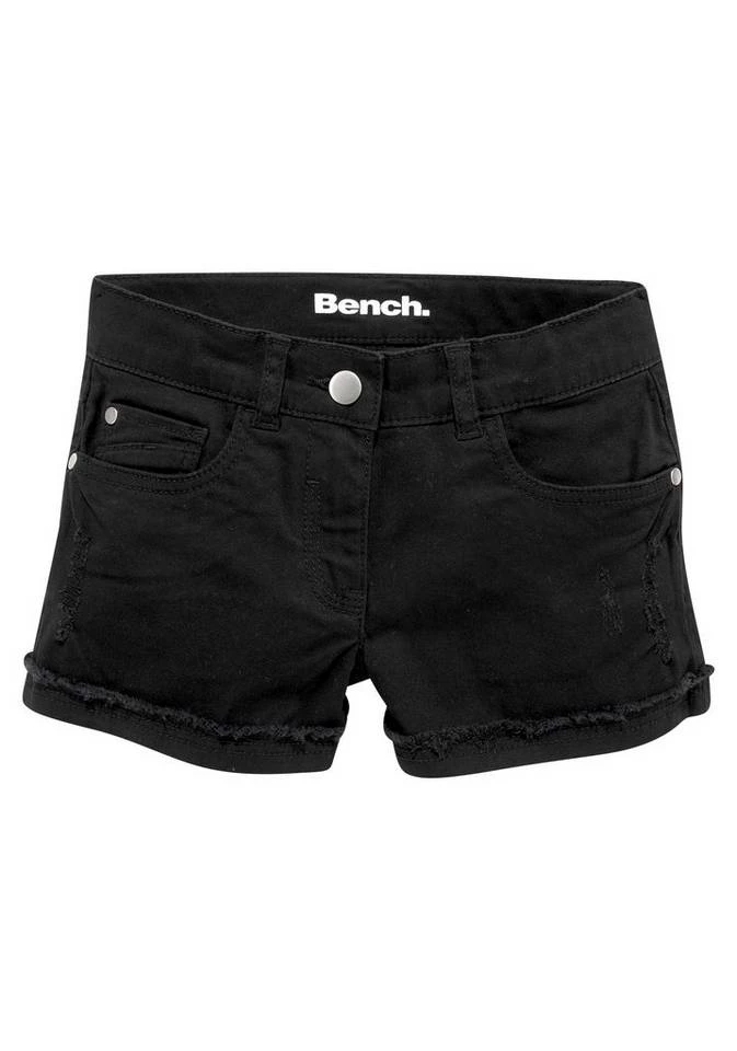 Bench. Shorts mit dezenten Abriebeffekten 1 Bench. Shorts mit dezenten Abriebeffekten