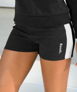 Bench. Relaxshorts mit Seitenstreifen Schwarz-weiß, Nude-weiß, Stone-weiß 17 Bench. Relaxshorts mit Seitenstreifen Schwarz-weiß, Nude-weiß, Stone-weiß -Bench Verkaufsgeschäft ef33a0ce 8ee1 5ddb ae28 c0827d073090