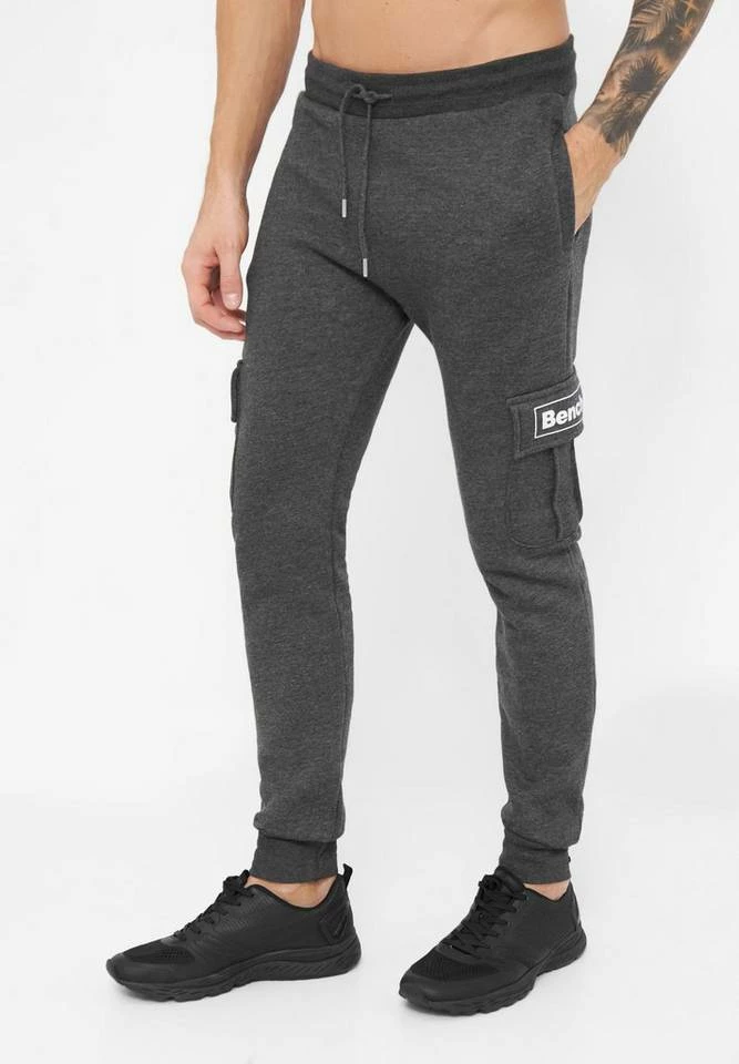 Bench. Jogginghose »Linus 2« Stickerei, weiches Innenfinish Navy, Grey marl, Schwarz, Charcoal Marl 13 Bench. Jogginghose »Linus 2« Stickerei, weiches Innenfinish Navy, Grey marl, Schwarz, Charcoal Marl – Bild 13