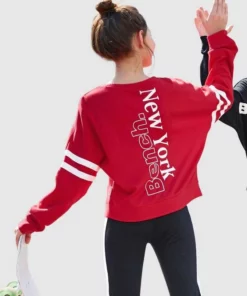 Bench. Langarmshirt in kurzer, weiter Form