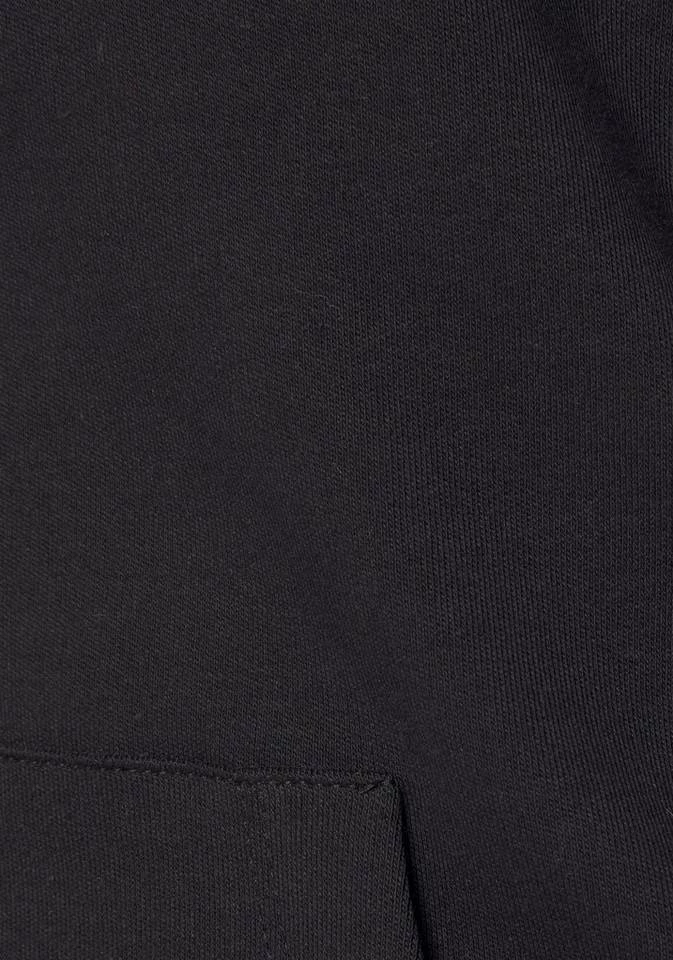 Bench. Sweatjacke mit glänzender Logostickerei am Stehkragen Schwarz, Ecru, Hellgrau-melange 10 Bench. Sweatjacke mit glänzender Logostickerei am Stehkragen Schwarz, Ecru, Hellgrau-melange – Bild 10